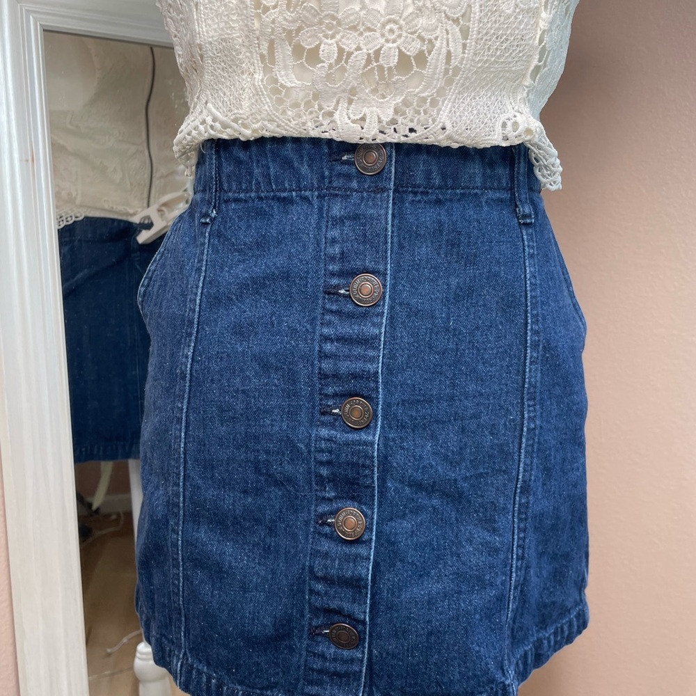 Forever 21 Denim Mini Skirt Button Front High Rise Blue Jean‎ Skirt Size 28